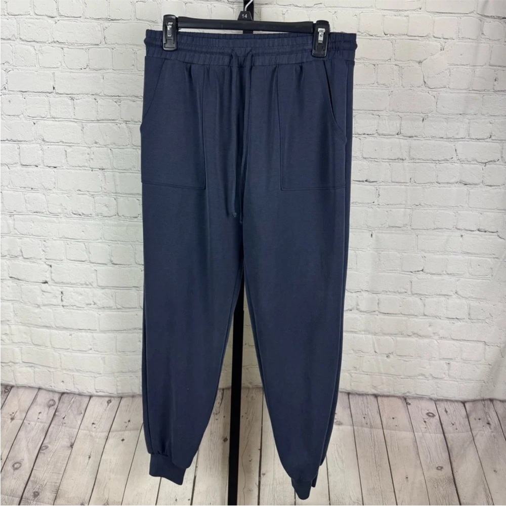 NWT! Thrive Societe Patch Pocket Lounge Jogger